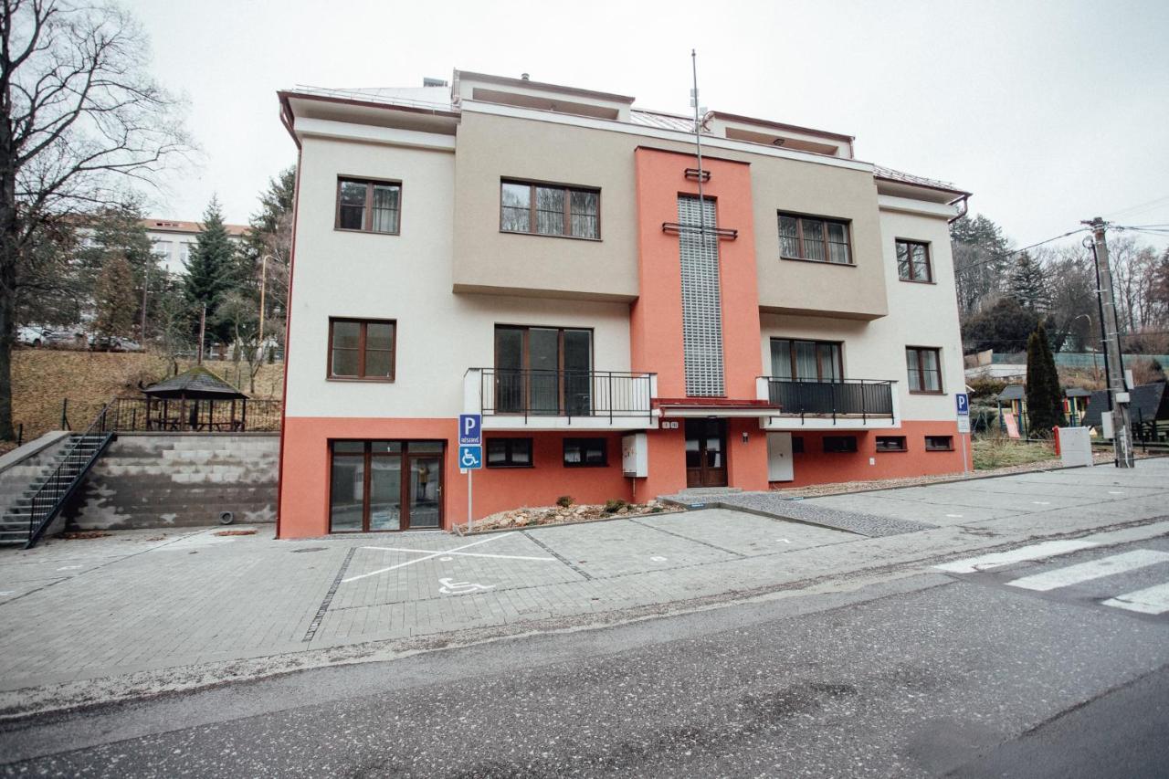 Apartman Vo Vile Kammergraf Banska Stiavnica Bagian luar foto