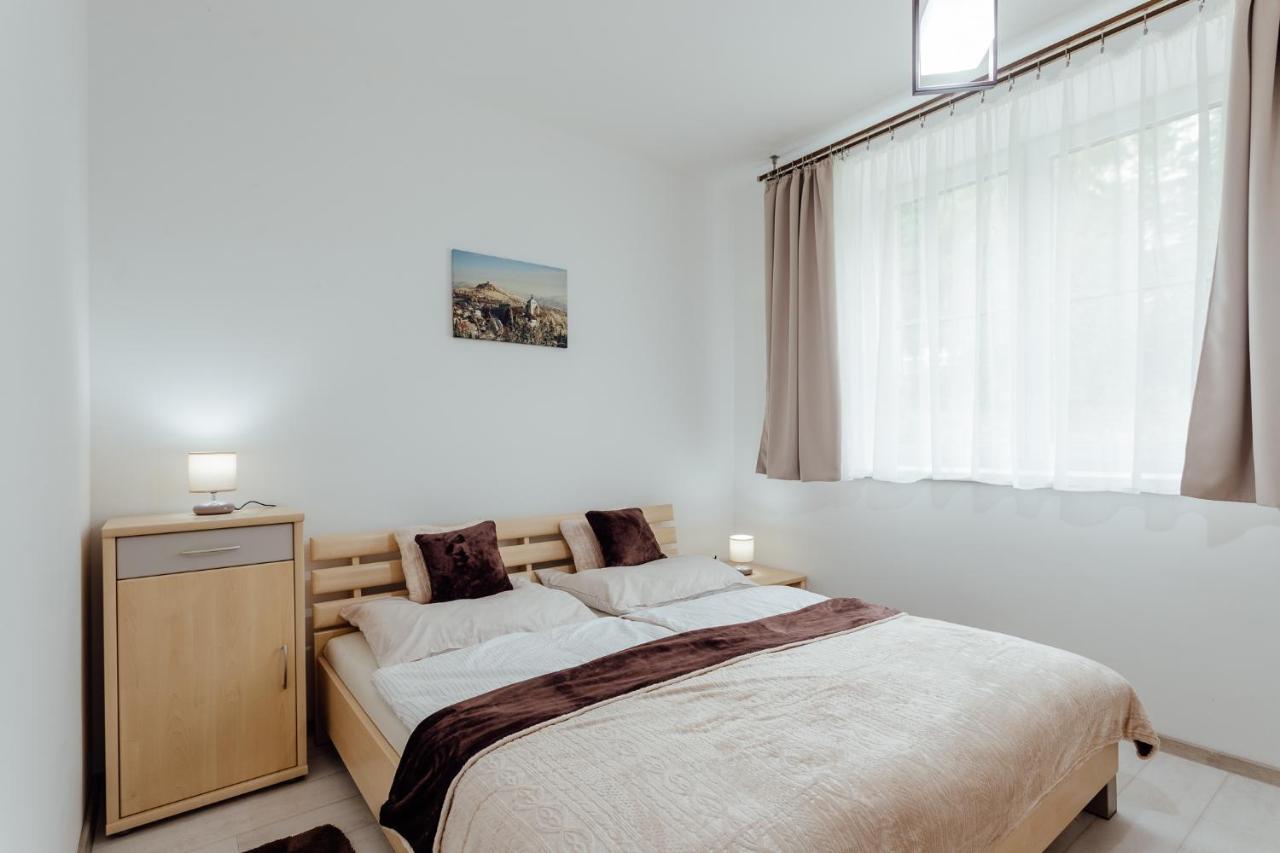 Apartman Vo Vile Kammergraf Banska Stiavnica Bagian luar foto